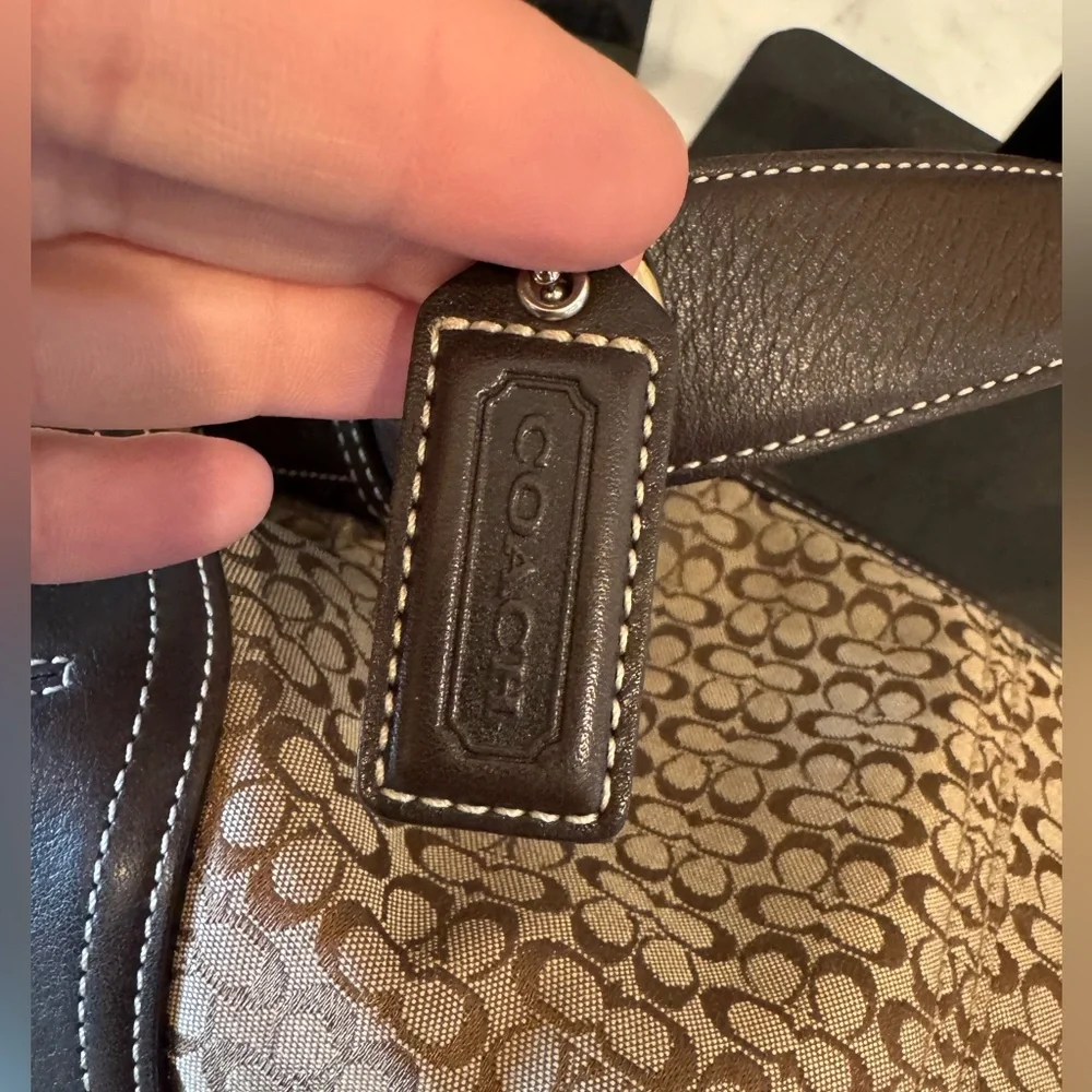 Coach - Vintage SoHo Hobo - 2003 #6026 - EXCELLENT CONDITION - Medium Size - Picture 10 of 13